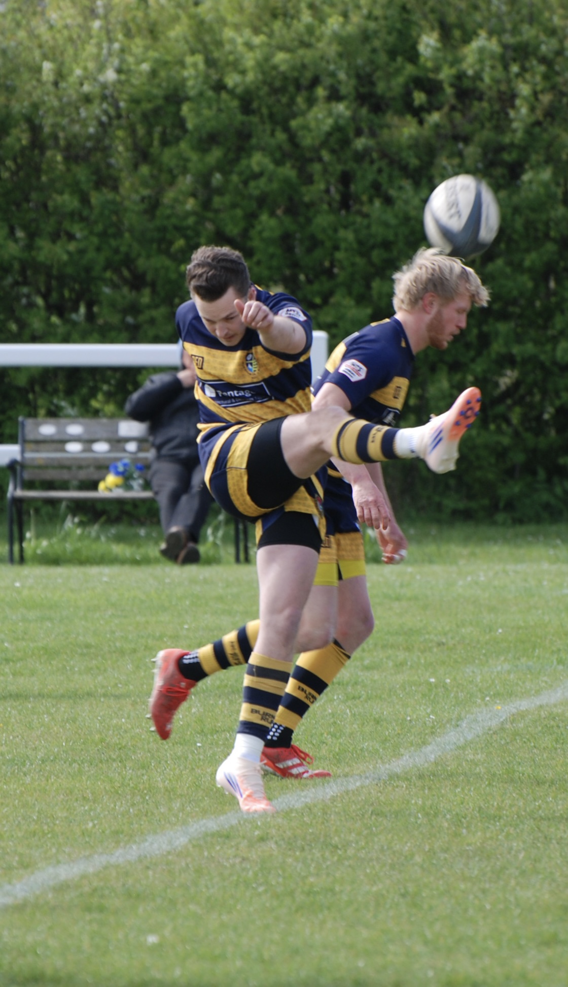 Clearance kick
